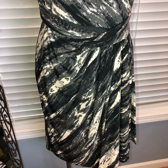 Suzi Chin for Maggie Boutique dress. Size 10 - Picture 3 of 8